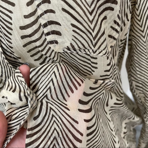 Anthropologie Fei Printed Cotton Shine Through Button-Up Convertible Sleeve Top - Picture 9 of 10